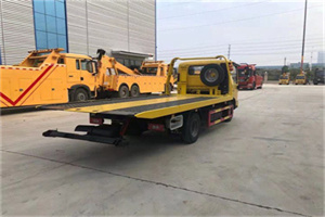 宁陕非事故拖车